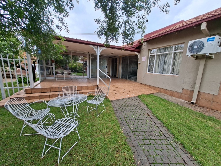 To Let 8 Bedroom Property for Rent in Dan Pienaar Free State